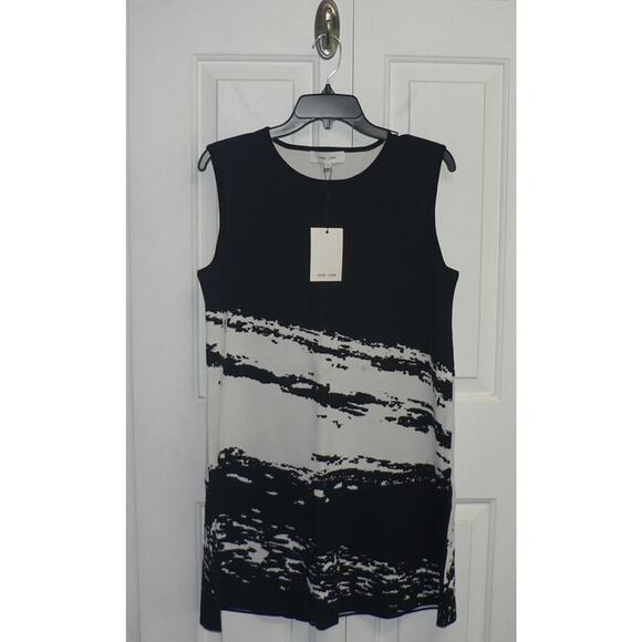 John + Jenn Women's A-Line Sleeveless Knit Mini Dress in Day & Night Large $175 - Picture 1 of 3
